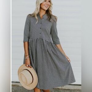 Hidden Alley Grey Striped Midi Dress | Button Front | 3/4 Sleeve